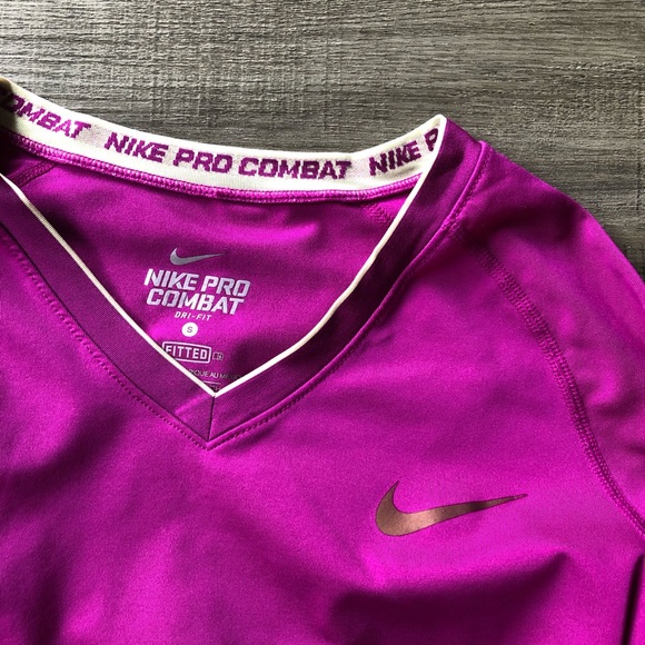 Nike Long-Sleeve, Small - Picture 2 of 3
